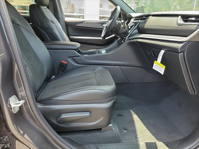 new 2025 Jeep Grand Cherokee L car, priced at $42,322