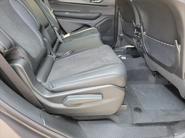 new 2025 Jeep Grand Cherokee L car, priced at $42,322