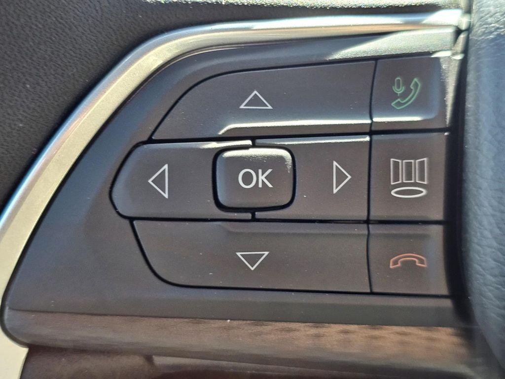 new 2025 Jeep Grand Cherokee L car, priced at $31,895