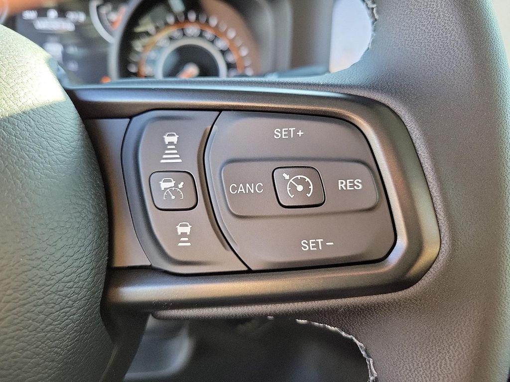 new 2025 Jeep Wrangler car, priced at $42,680