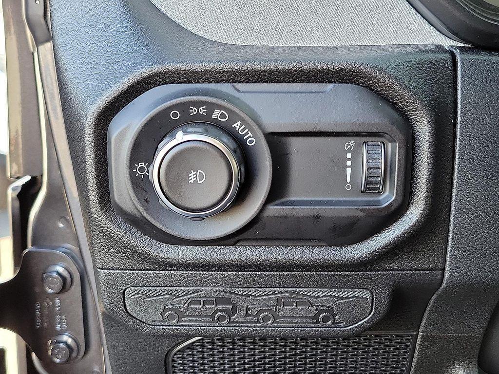 new 2025 Jeep Wrangler car, priced at $42,680