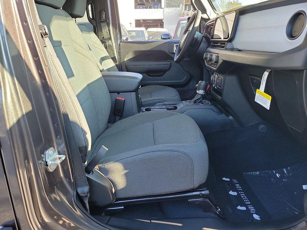 new 2025 Jeep Wrangler car, priced at $42,680