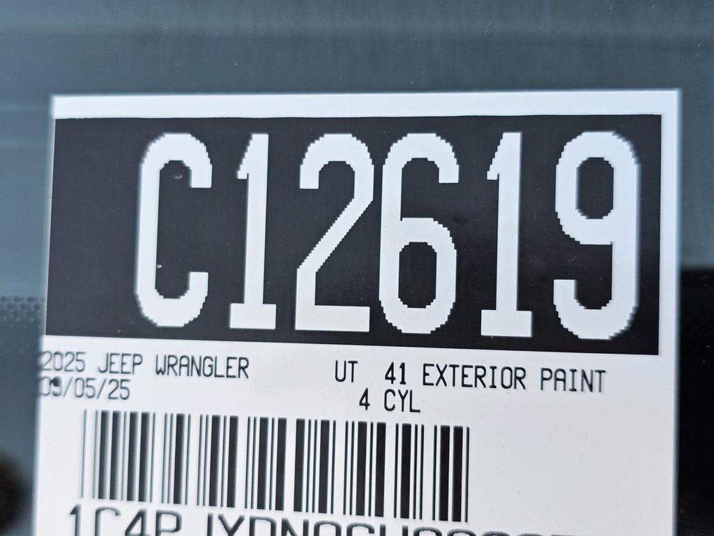 new 2025 Jeep Wrangler car, priced at $41,680