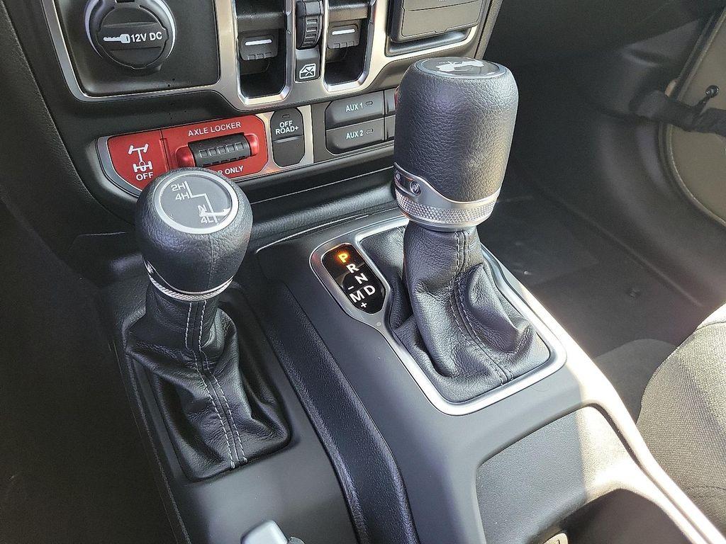 new 2025 Jeep Wrangler car, priced at $42,299