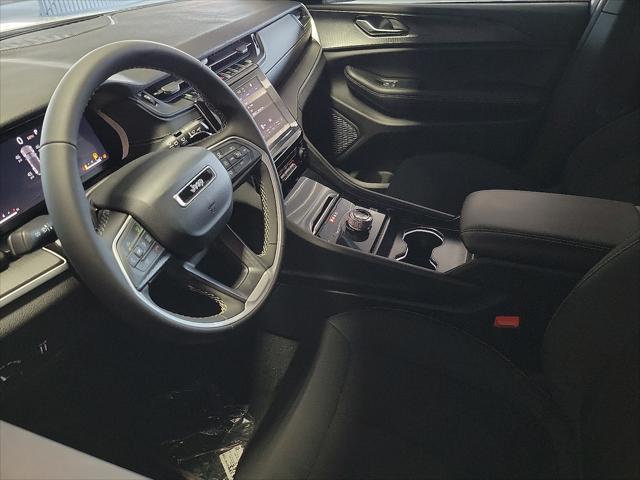 new 2025 Jeep Grand Cherokee car, priced at $30,795