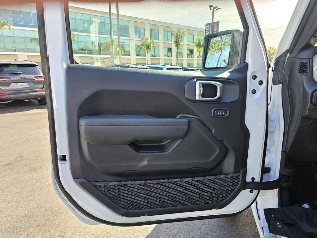 new 2026 Jeep Wrangler car, priced at $35,890