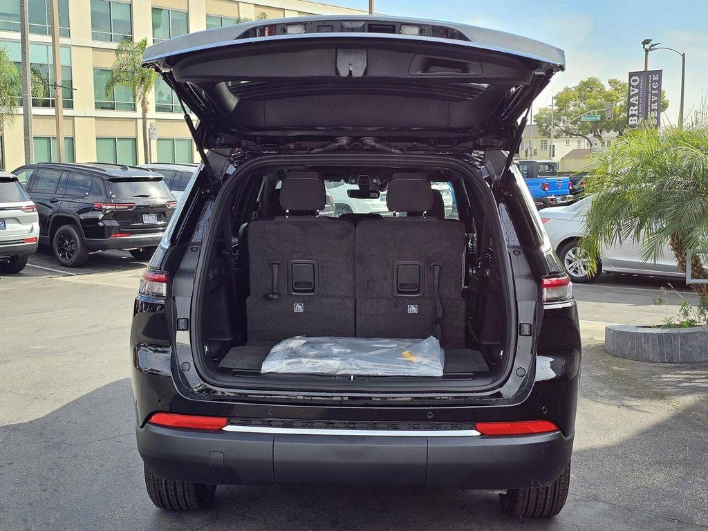 new 2025 Jeep Grand Cherokee L car, priced at $35,875