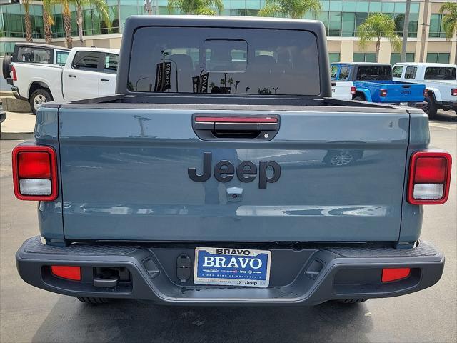 new 2025 Jeep Gladiator car, priced at $43,563