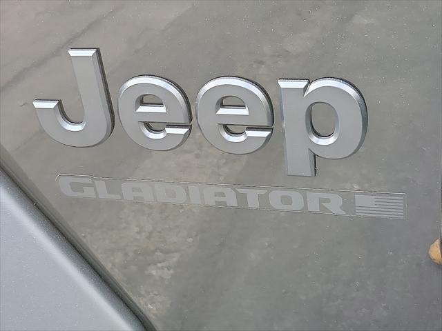 new 2025 Jeep Gladiator car, priced at $43,563
