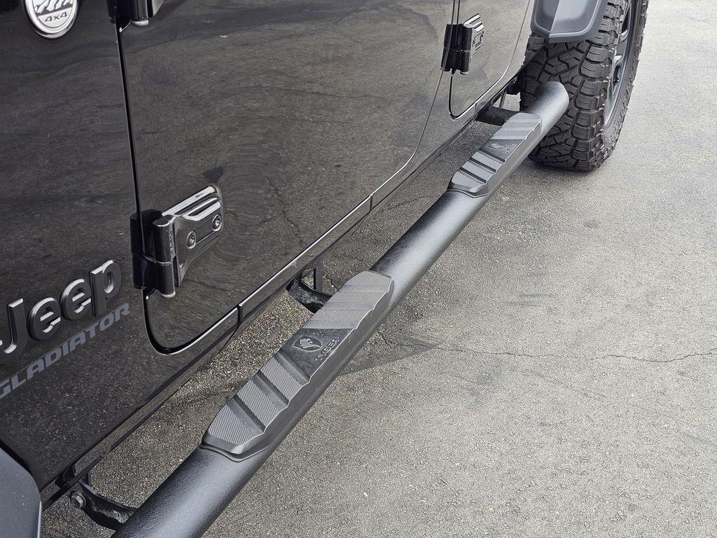 used 2021 Jeep Gladiator car, priced at $26,499
