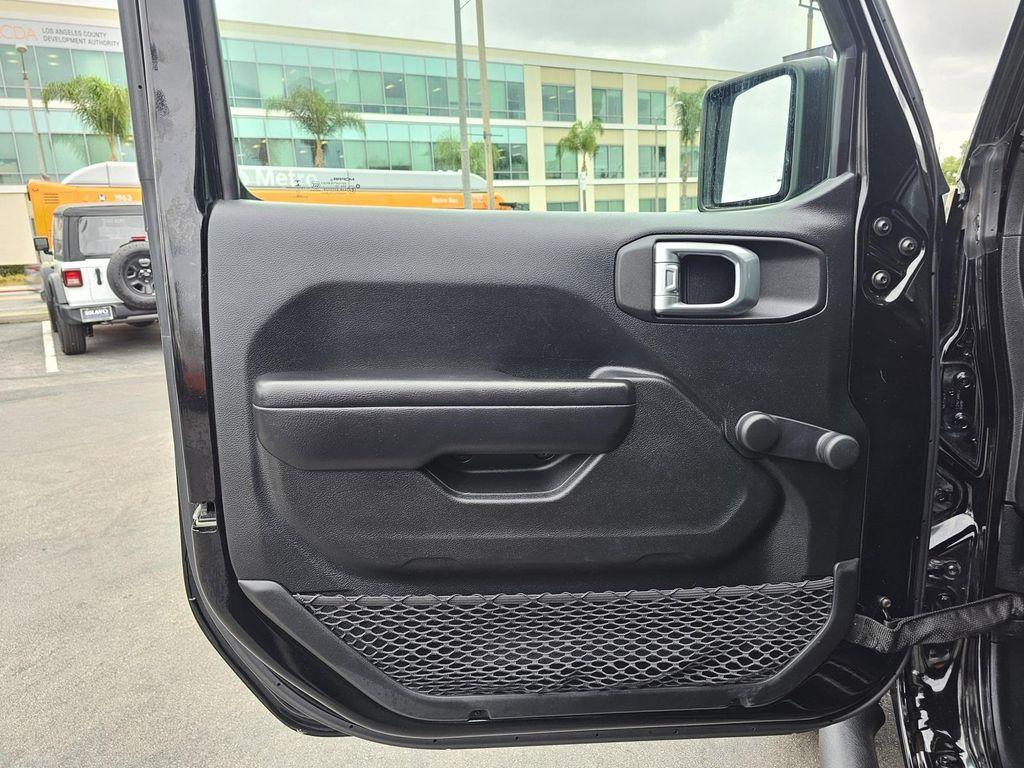used 2021 Jeep Gladiator car, priced at $26,499