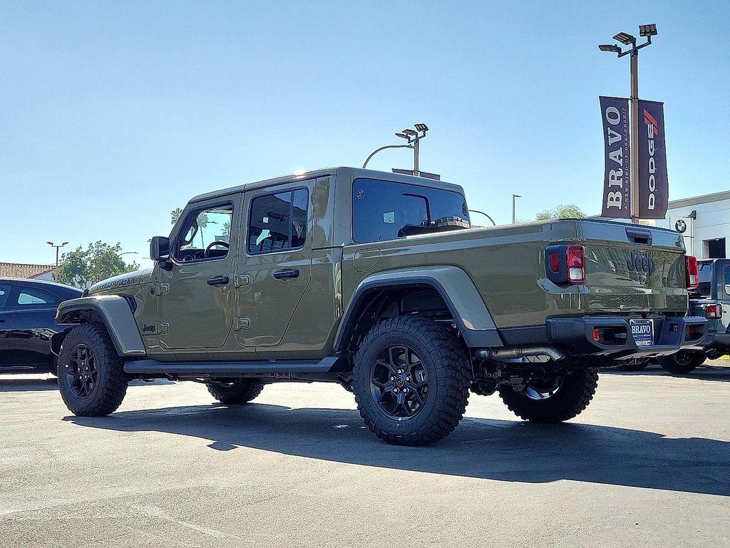new 2025 Jeep Gladiator car, priced at $38,799