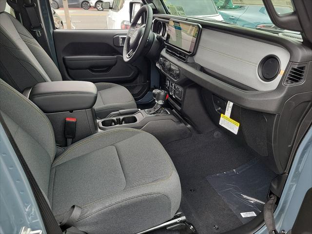 new 2025 Jeep Gladiator car, priced at $43,563