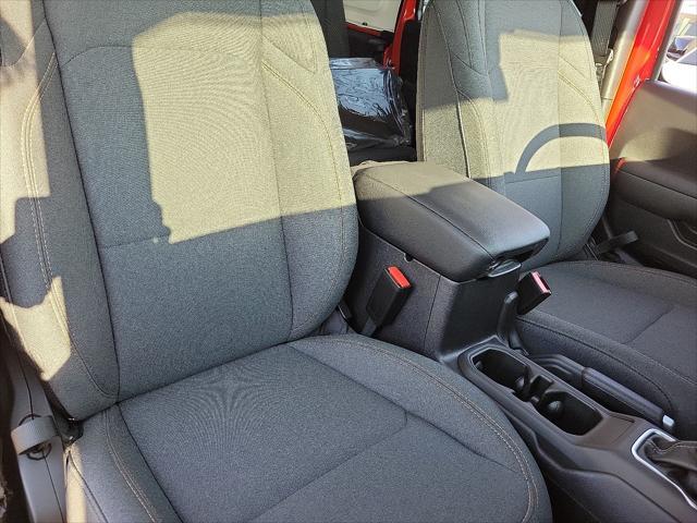 new 2025 Jeep Wrangler car, priced at $39,995