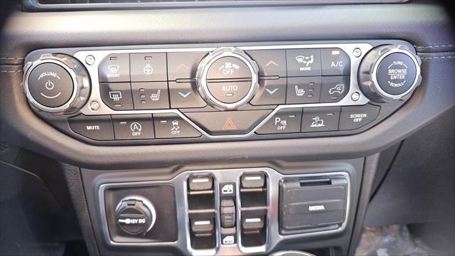 new 2025 Jeep Wrangler car, priced at $50,875