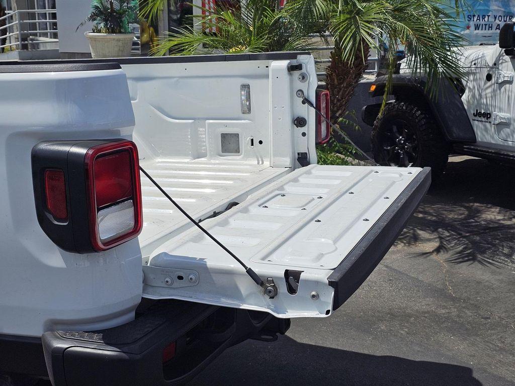 used 2020 Jeep Gladiator car, priced at $25,745