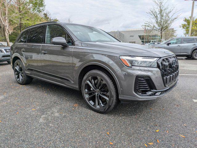 new 2025 Audi Q7 car, priced at $77,840