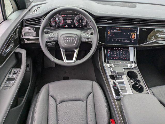 new 2025 Audi Q7 car, priced at $77,840