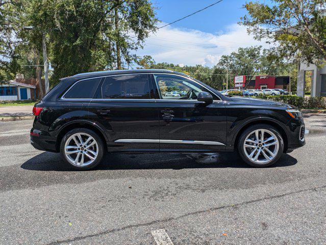 new 2025 Audi Q7 car, priced at $77,080