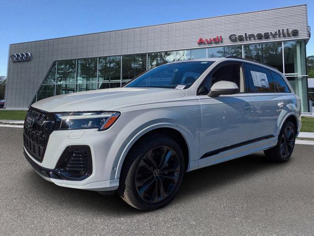 new 2025 Audi Q7 car, priced at $77,750