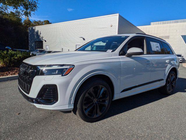 new 2025 Audi Q7 car, priced at $77,750