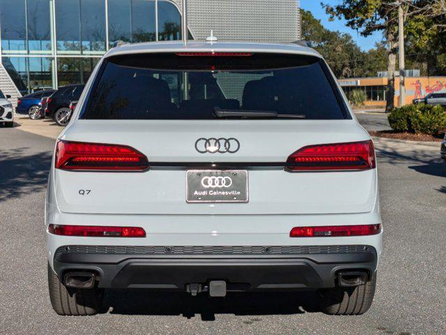 new 2025 Audi Q7 car, priced at $77,750