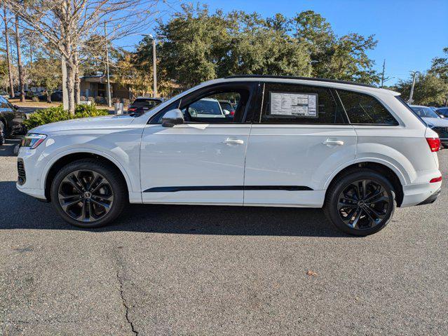 new 2025 Audi Q7 car, priced at $77,750