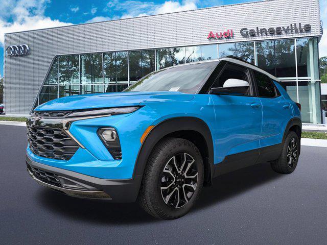 used 2025 Chevrolet TrailBlazer car, priced at $27,591