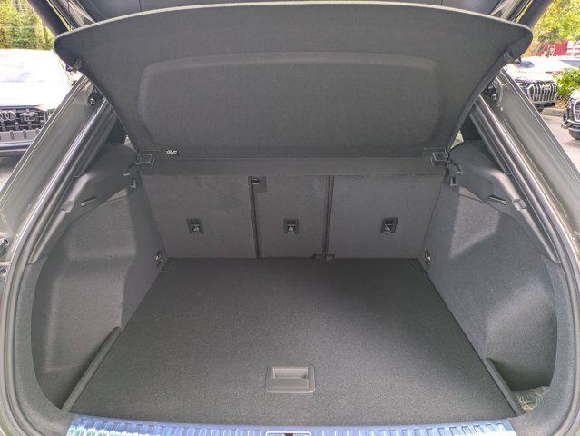 new 2025 Audi Q3 car, priced at $45,210