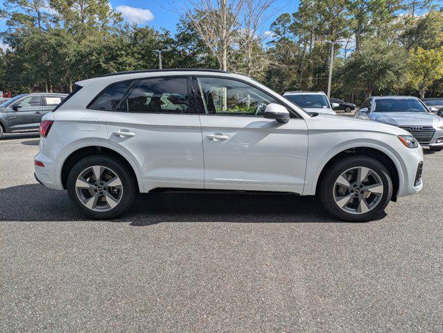 new 2025 Audi Q5 car, priced at $50,250