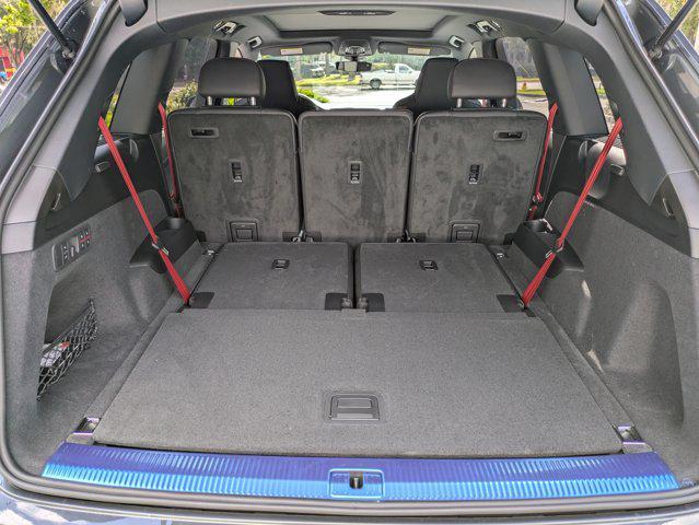 new 2026 Audi Q7 car, priced at $85,590