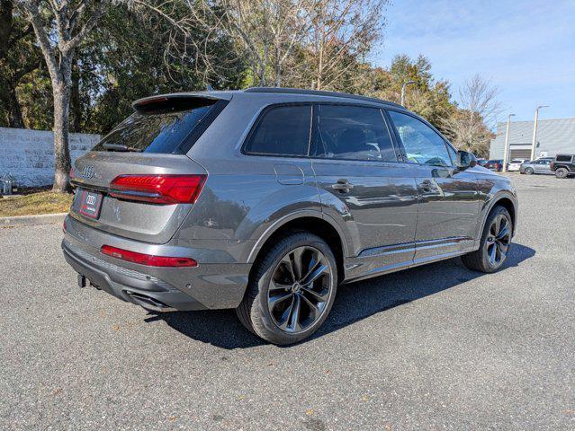 new 2025 Audi Q7 car, priced at $77,840