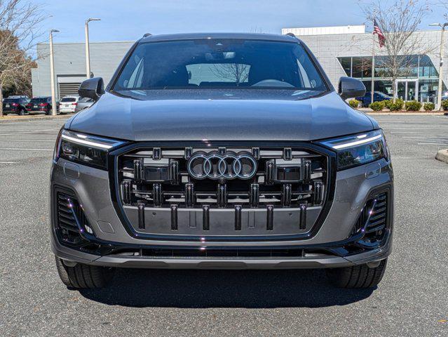 new 2025 Audi Q7 car, priced at $77,840