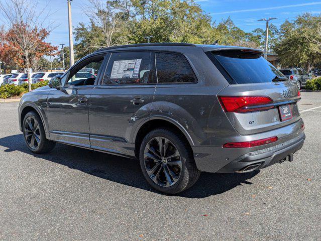 new 2025 Audi Q7 car, priced at $77,840