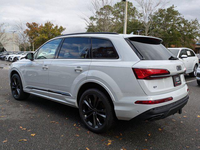 new 2025 Audi Q7 car, priced at $77,605