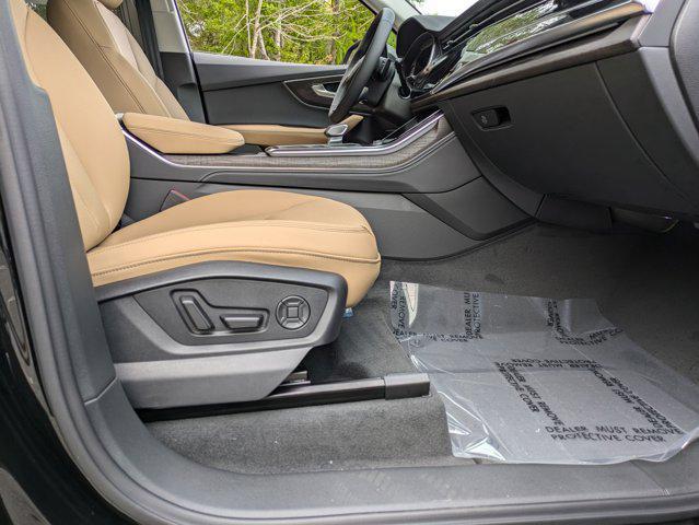 new 2025 Audi Q7 car, priced at $76,985