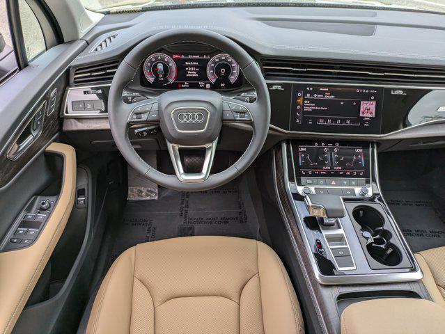 new 2025 Audi Q7 car, priced at $76,985