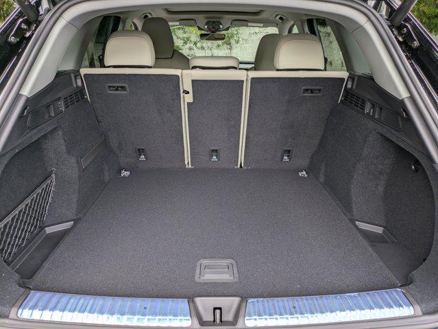 new 2025 Audi Q5 car, priced at $64,900