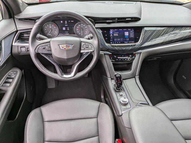 used 2024 Cadillac XT6 car, priced at $47,991