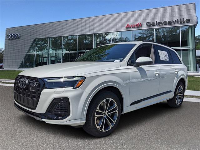 new 2025 Audi Q7 car, priced at $70,905