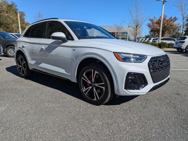 new 2025 Audi Q5 car, priced at $60,200