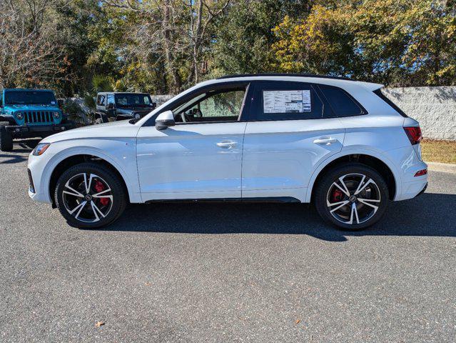 new 2025 Audi Q5 car, priced at $60,200