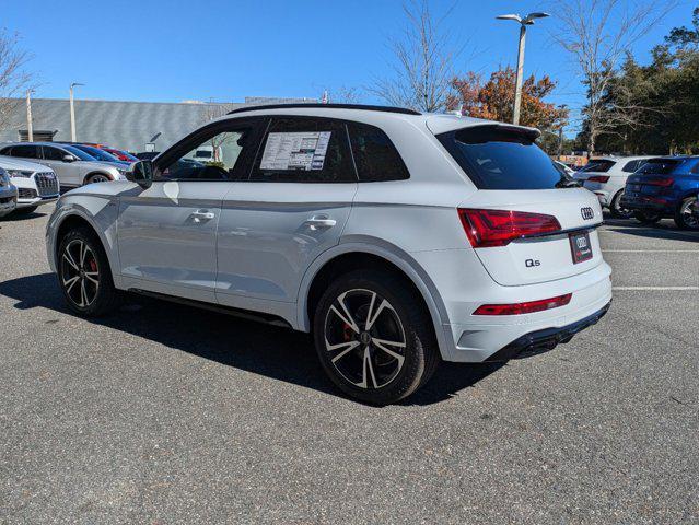 new 2025 Audi Q5 car, priced at $60,200