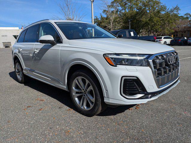 new 2025 Audi Q7 car, priced at $65,600