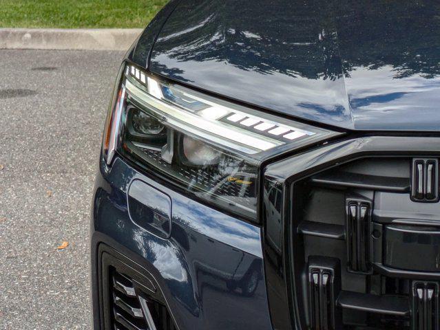 new 2025 Audi Q7 car, priced at $86,455