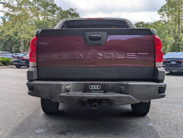 used 2006 Chevrolet Avalanche car, priced at $8,991