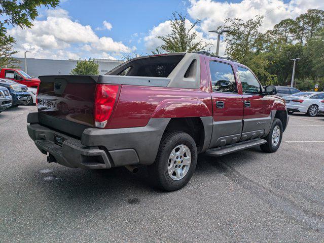 used 2006 Chevrolet Avalanche car, priced at $8,991