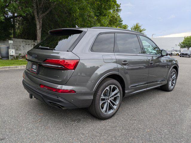 new 2025 Audi Q7 car, priced at $71,705