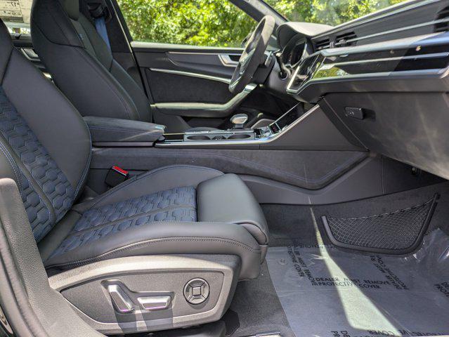 new 2025 Audi RS 6 Avant car, priced at $155,265