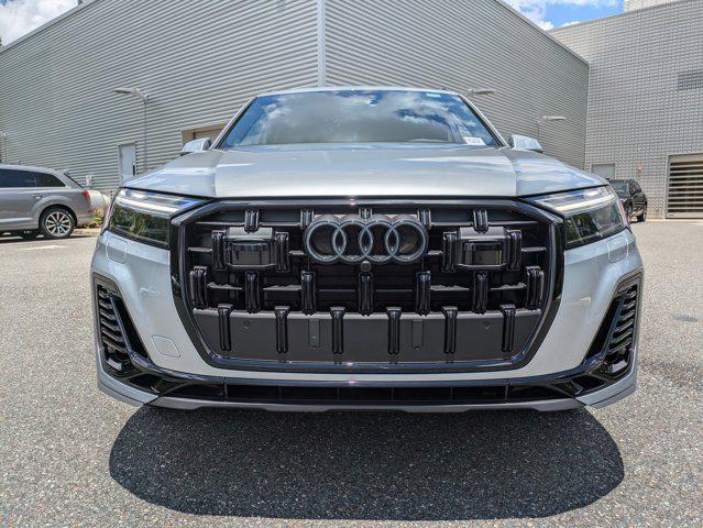 new 2025 Audi Q7 car, priced at $77,305